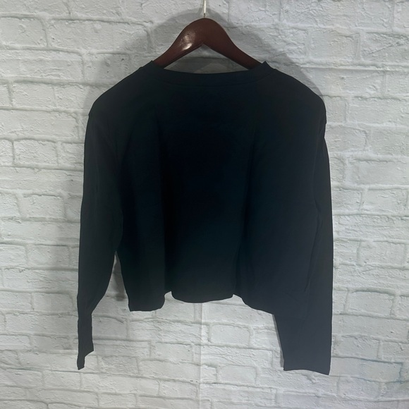 PINK Victoria's Secret Black Crop Top - Picture 3 of 3